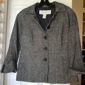 Doncaster size 4 silk cotton blend -perfect condition